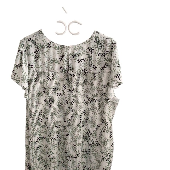 Penningtons Floral Print Women's Top - Picture 2 of 2